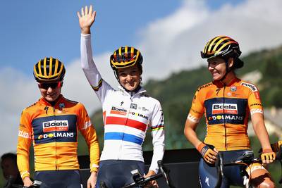 Boels-Dolmans snelste in ploegentijdrit Vargarda