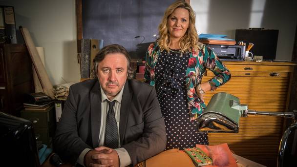 Shakespeare & Hathaway: Private Investigators