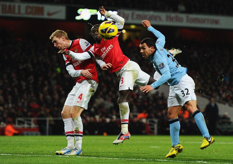 Manchester City vloert tien man Arsenal | Het Parool