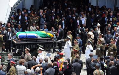 Miljoenen verkwanseld rondom begrafenis Nelson Mandela