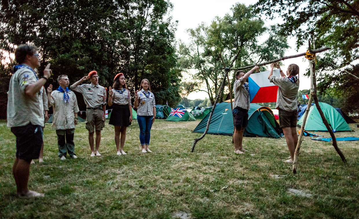 Scouting: de veilige enclave in een cynische wereld | De Scouting: de veilige enclave in een cynische wereld | De
