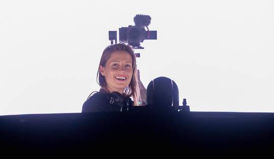 Charlotte de Witte op Rock Werchter: misschien wel de indrukwekkendste productie die we al in The Barn hebben gezien ★★★★☆
