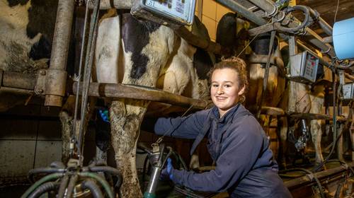 En plots ontdekten zij een nieuw talent: “Elke ochtend sta ik om 6 uur op de boerderij”