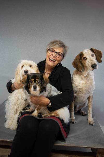 Jantien (54) is hondenfotografe: ‘Ik probeer honden zo puur mogelijk te fotograferen'