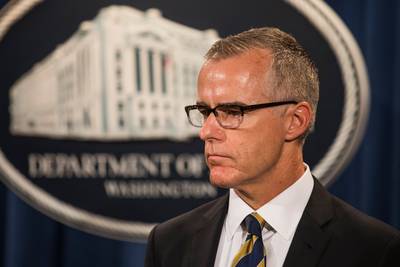 Fonds voor ontslagen FBI-man McCabe haalt half miljoen op