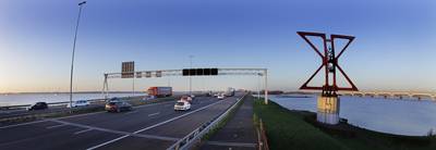 Fileleed A16 en Moerdijkbrug: roep om meer asfalt