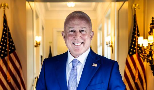 VS-ambassadeur Bill White: ‘Een vriend van me wilde de hamburgerketen Quick overnemen, maar hij gaat het niet doen: te veel regeltjes hier’