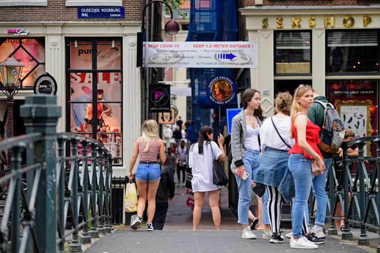 Boze supermarkten eisen spoedoverleg over alcoholverbod Wallen