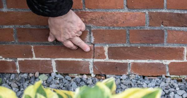 Onderzoek naar enorme toename aan schadeclaims bij schadeloket Groningen - AD.nl