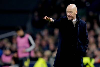 Ten Hag houdt hoop op halve finale: ‘Er zit nog van alles in’