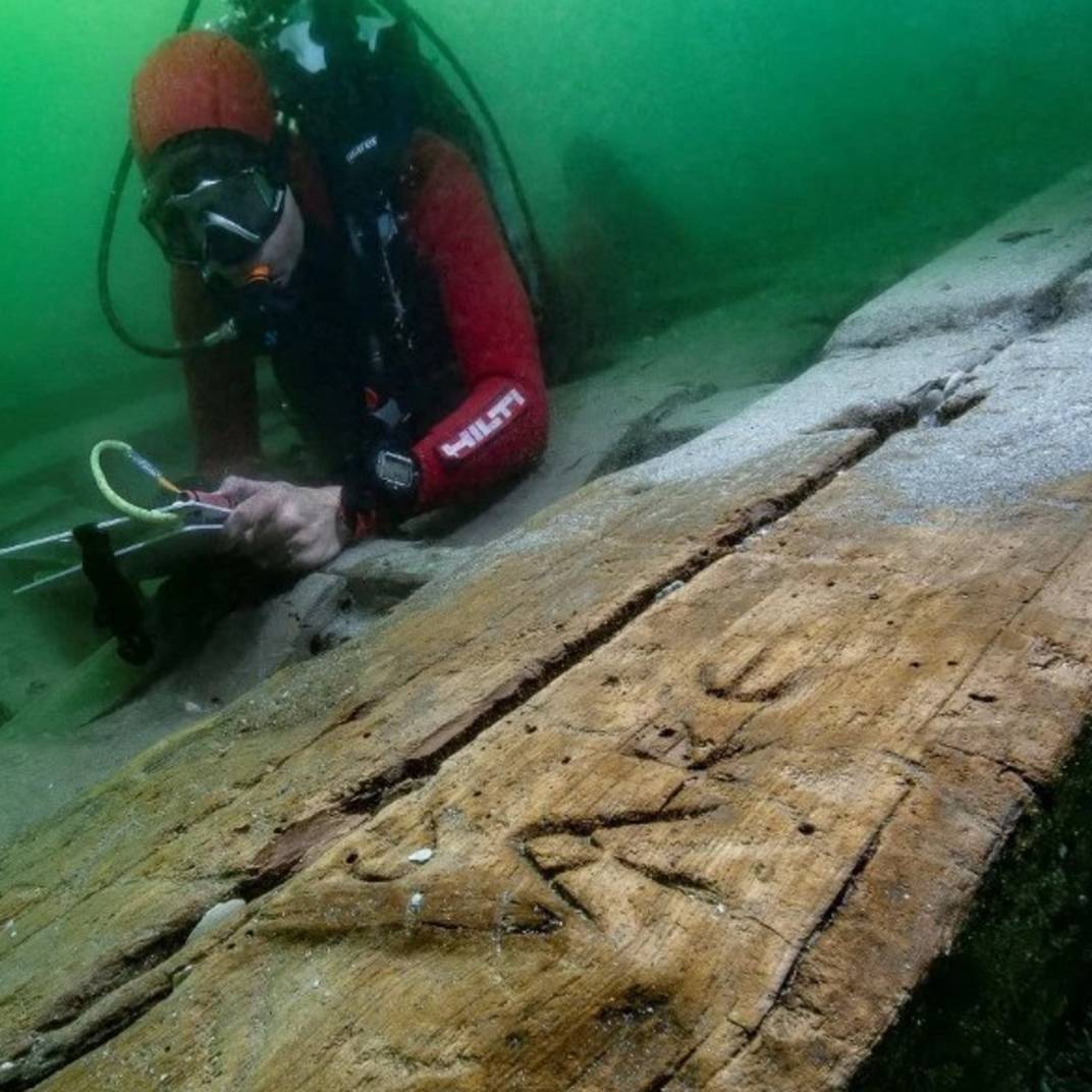 Luxueuze plezierboot van 35 meter ontdekt in verzonken haven van Alexandrië: ‘Buitengewoon spannend’