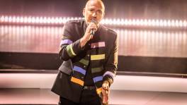 Is Frontman een echte performer? Of enkel een goede acteur?