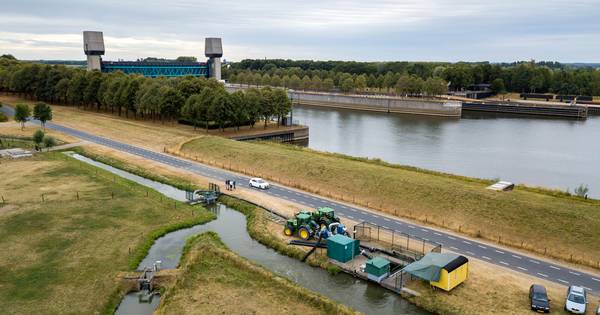 Waterschap pompt water in Rivierenland