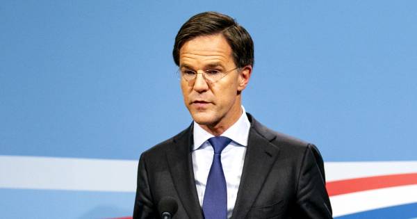 Premier Mark Rutte spreekt Hoeksche Waarders toe | Verkiezingen Hoeksche Waard - AD.nl