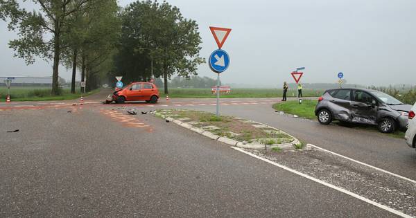Bestuurders gewond na botsing in Buurmalsen