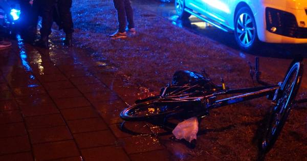 Fietser gewond bij aanrijding in Waalwijk.