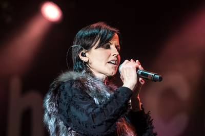 Zangeres The Cranberries plotseling overleden