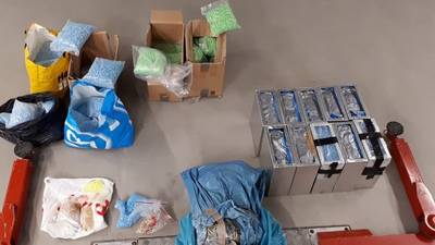 Enorme drugsvondst in Kapel-Avezaath: 400 kilo xtc-pillen met een waarde van 1,8 miljoen euro