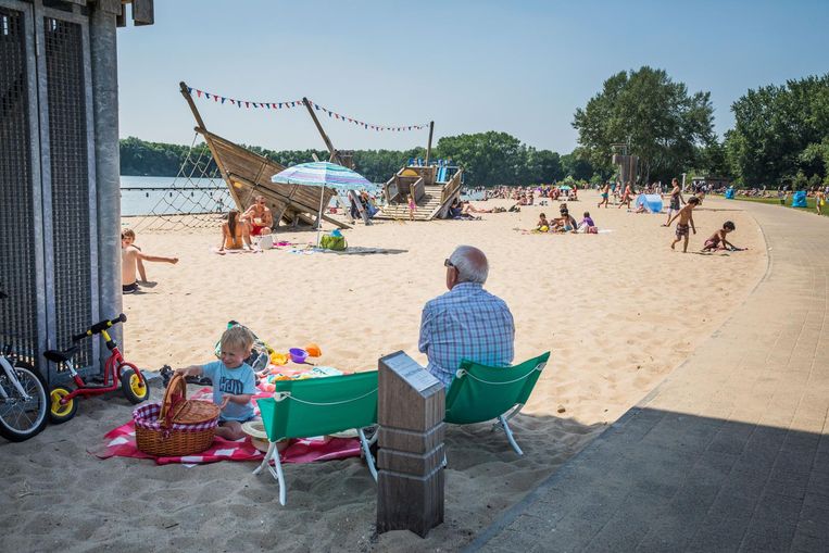 Opvallend rustig aan de Blaarmeersen | Gent | Regio | HLN