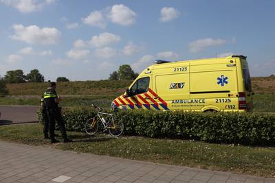 Mountainbiker botst met auto in Nijnsel