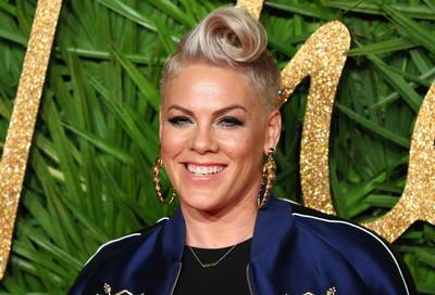 Pink zingt volkslied bij Super Bowl