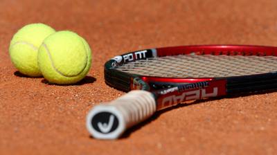 Tennisclub Bru-Tèn kan peperdure masten eindelijk neerzetten