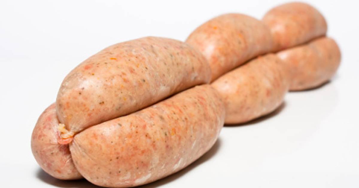 Une promeneuse découvre une saucisse géante dans les bois Insolite 7sur7.be