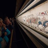 Britse overheid verzekert Tapijt van Bayeux voor 917 miljoen euro: eeuwenoud kunstwerk uitgeleend aan VK
