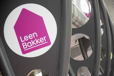 Geen overeenkomst tussen Leen Bakker en beddenkopers