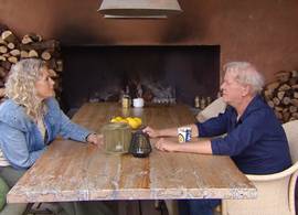Monique vertelt wat er écht tussen Albert en haar is gebeurd