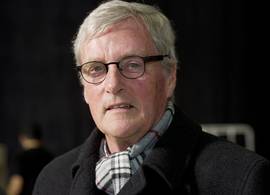 Oud-journaalpresentator Harmen Siezen (84) is overleden