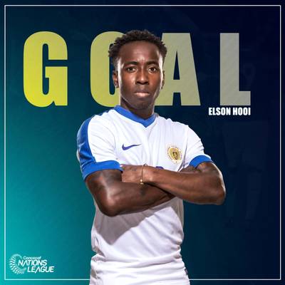 Hooi (1,69 meter) 'grote man’ bij Curaçao met twee kopgoals