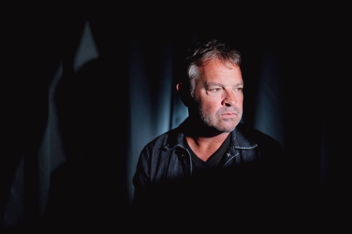 ‘Ik heb er mijn hele leven last van gehad dat ik telkens holderdebolder verliefd werd op iemand anders’: Adriaan Van den Hoof