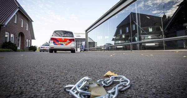 Schermutseling aan poort dochterbedrijf Ben Lenferink in Beckum