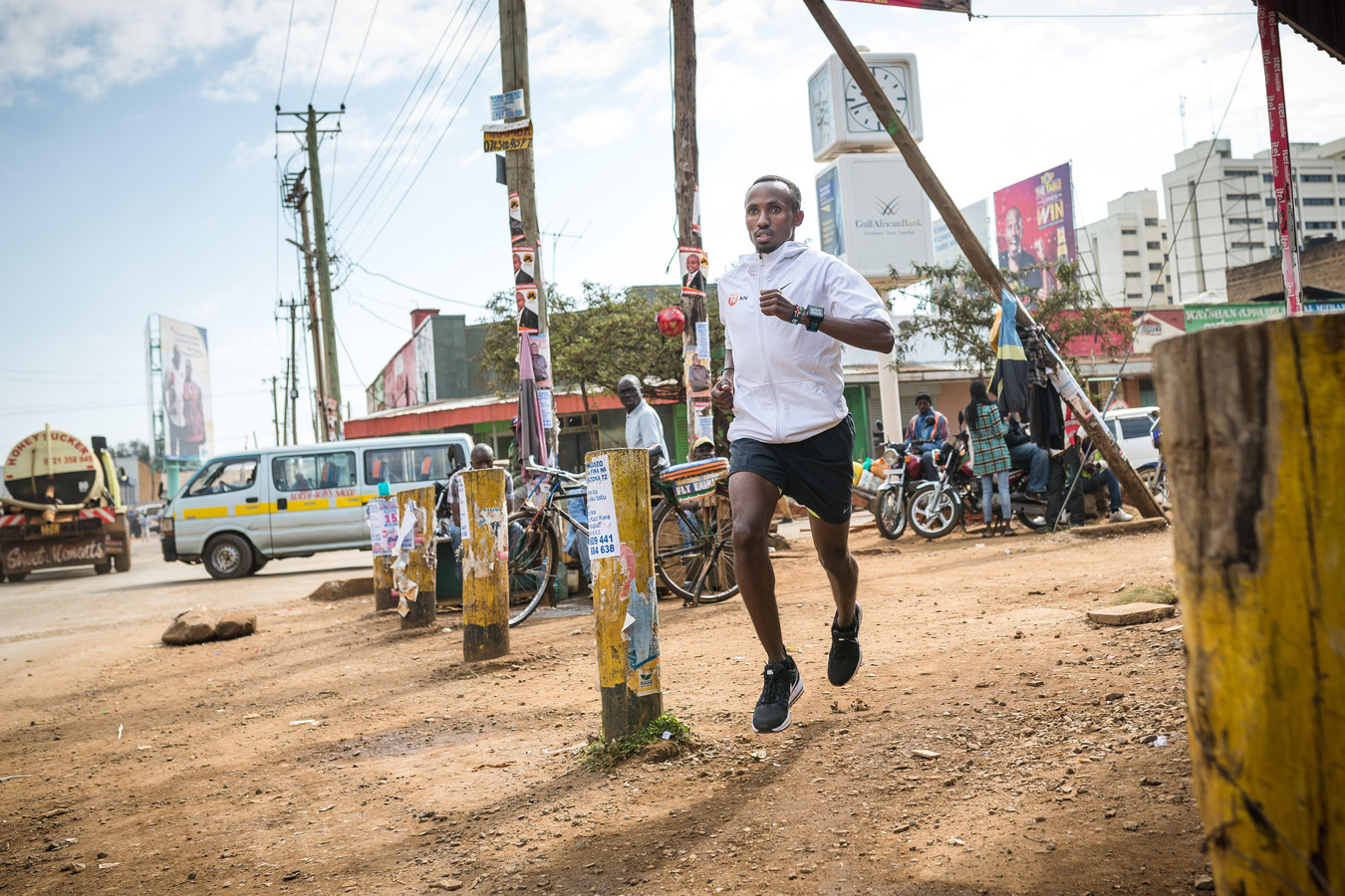 Atleet Nageeye koos als tiener gevaarlijke weg naar ...