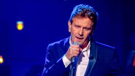 Luc Steeno eert Eddy  Wally én de Vlaamse muziek