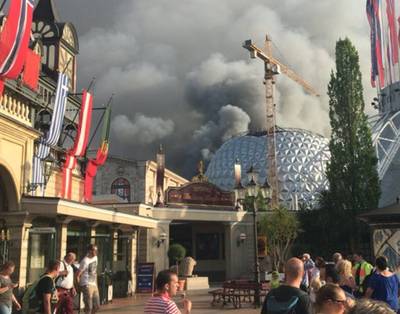 Populair Duits pretpark getroffen door enorme brand