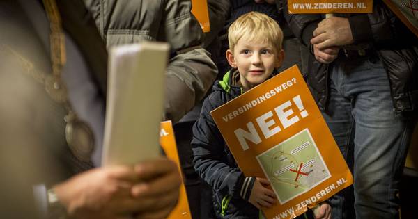 Zenderen wil antwoord op petitie verbindingsweg