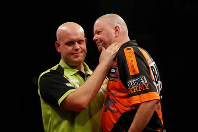 Raymond van Barneveld stopt per direct na afgang in Ahoy