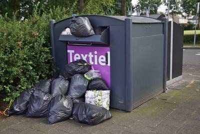 Kledingcontainers van Twente Milieu afgesloten, inzameling aan huis gaat door