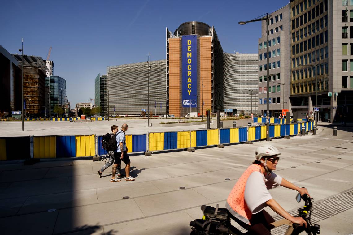 ‘We hebben ons compleet belachelijk gemaakt’: hoe het Schumanplein de braadpan werd van Europa