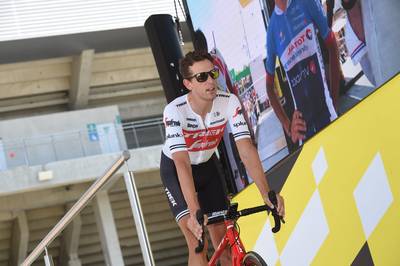 Ervaren De Kort (36) kent moeizaam begin van Tour: ‘We blijven positief vooruit kijken’