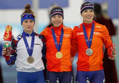 Visser stunt met goud op 3000 meter bij EK afstanden