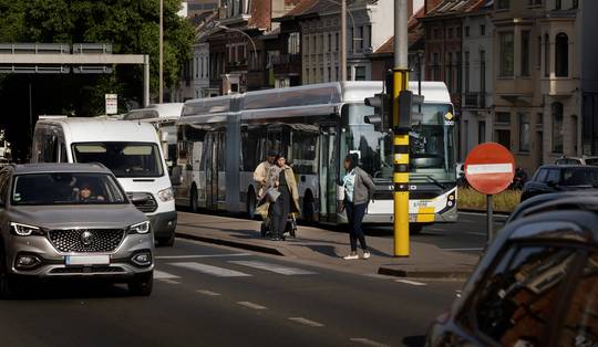 ‘Dit is heel ver gezocht’: hoe zinvol zijn al die tips om olie en gas te besparen nu echt?