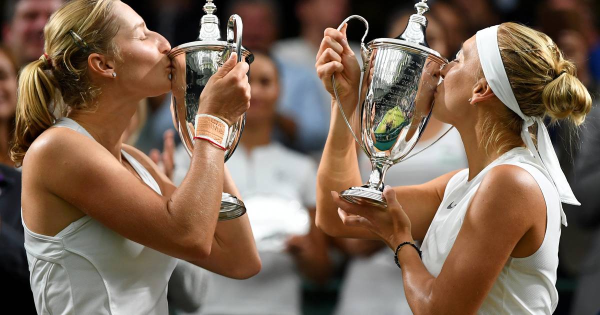 Makarova en Vesnina pakken met sprekend gemak dubbeltitel ...