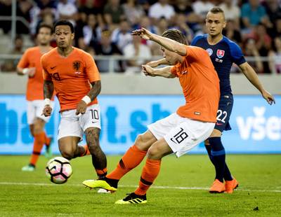 Vormer maakt Oranje-debuut als 30-jarige: 'Ik had moeten scoren'