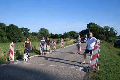 ‘Onveilige’ Polderdijk in Herwen krijgt drempels