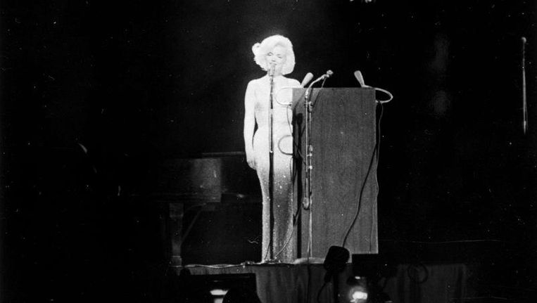 Te Koop Jurk Waarin Marilyn Monroe Happy Birthday Zong Maar Je