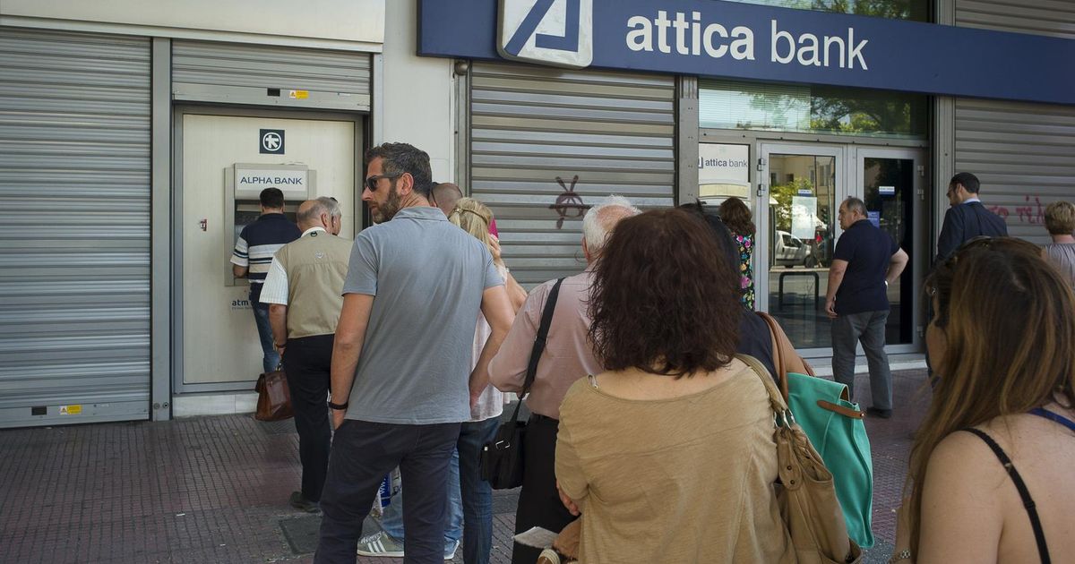 Grieken halen opnieuw miljarden af van bankrekeningen - De Morgen