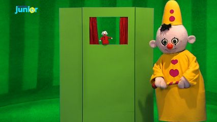 7. Bumba en Bumbalu spelen poppenkast